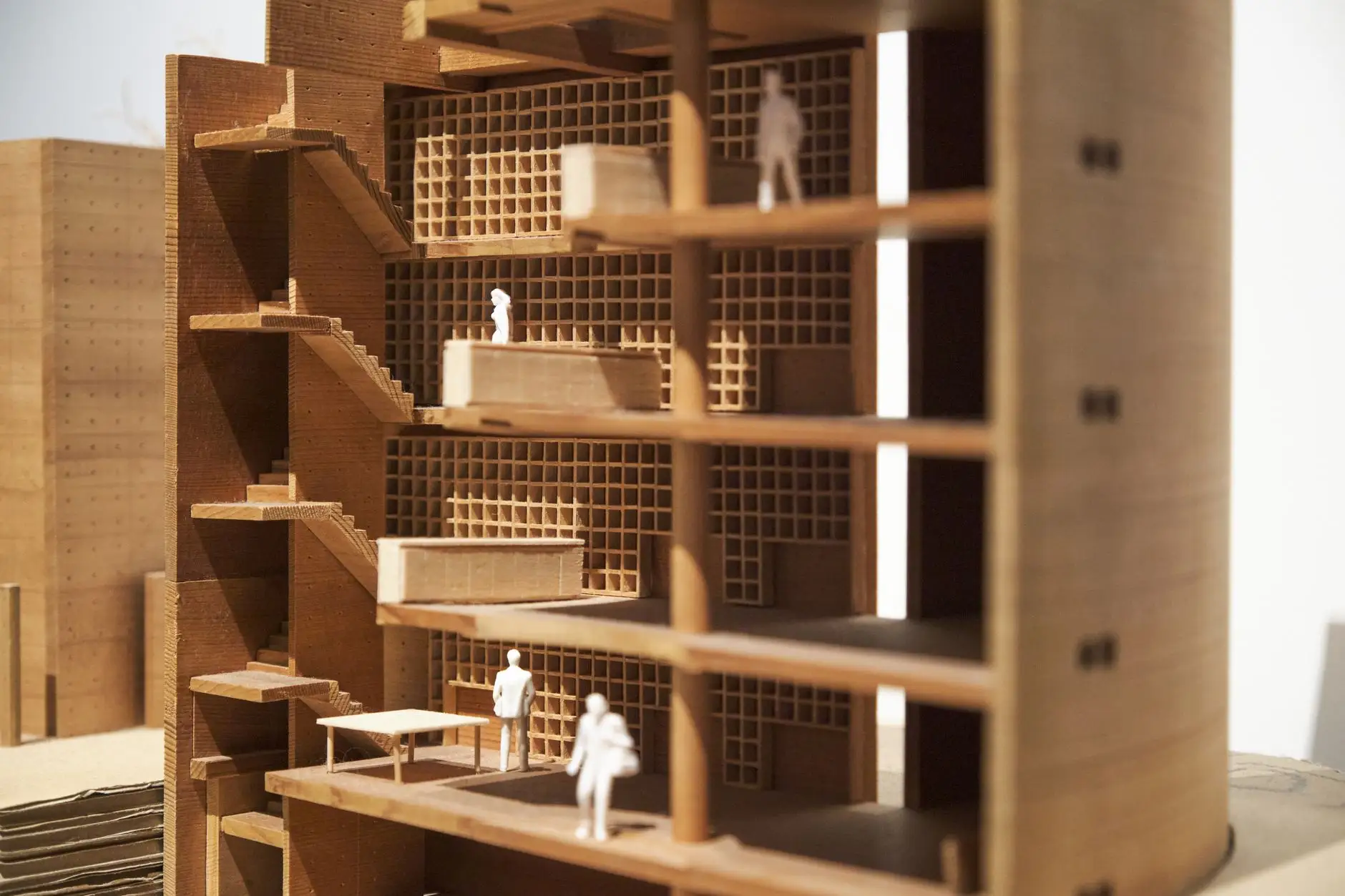 钢结构厂房建设中选择C型钢与H型钢的承载力对比分析正文配图 2